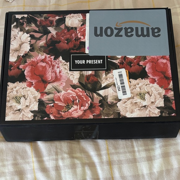 Cloudecor 15 Piece Silk Artificial Yellow Roses - Picture 8 of 10